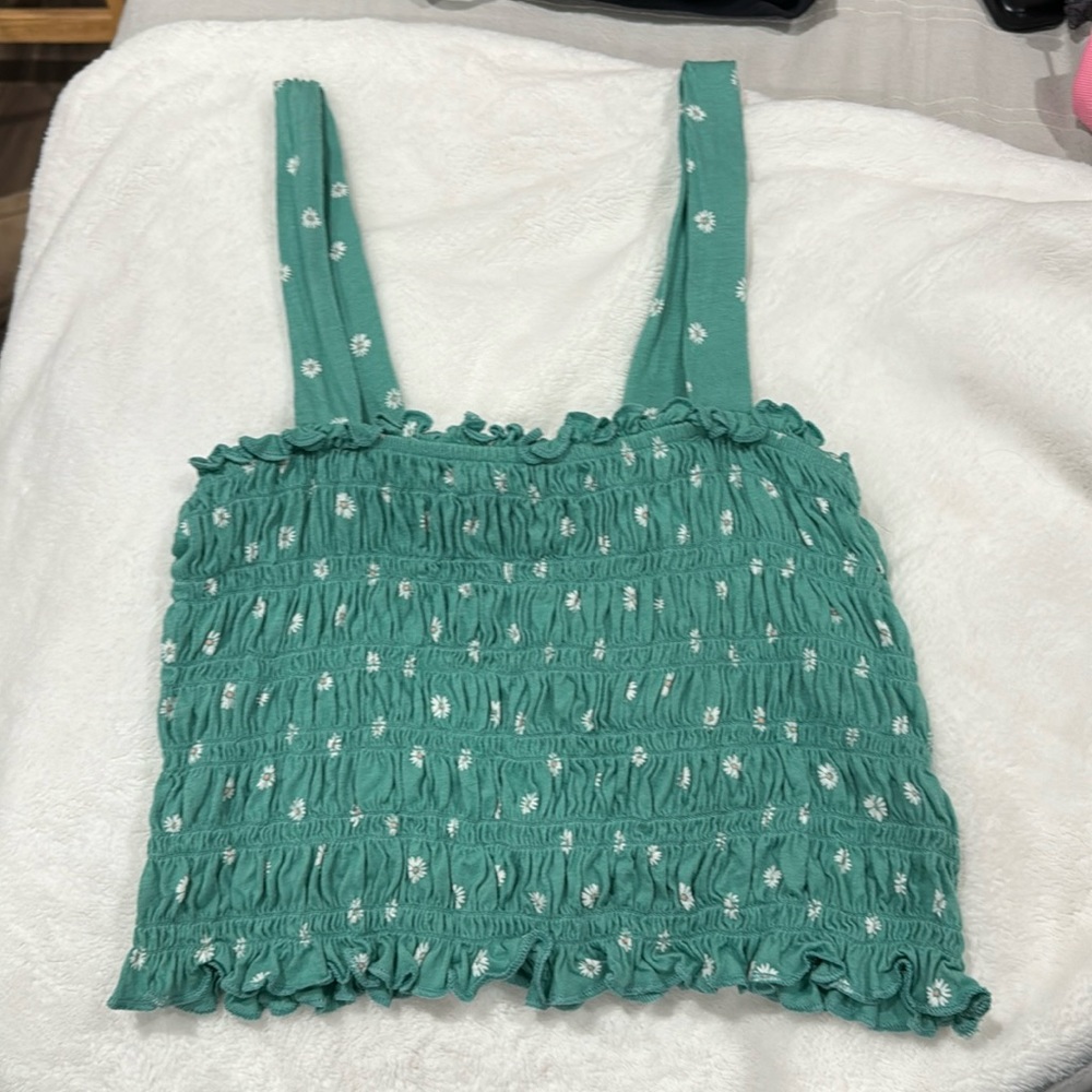 Real crop top with flowers